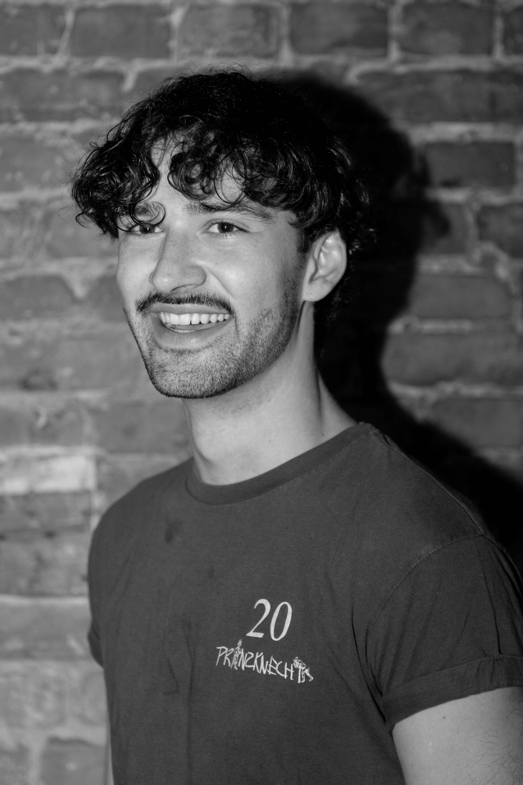 LUIS
